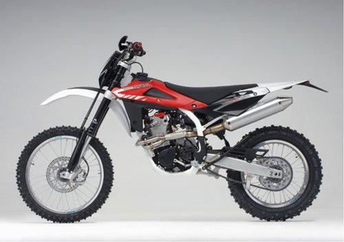 UFO 3313 zadn blatnk enduro HUSQVARNA CR-WR-TC-TE  (05-13)